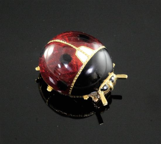 An Italian 18ct gold and enamel ladybird clip brooch, 26mm.